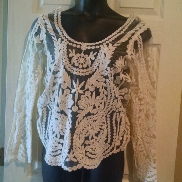 Lace top - Picture 1 of 3